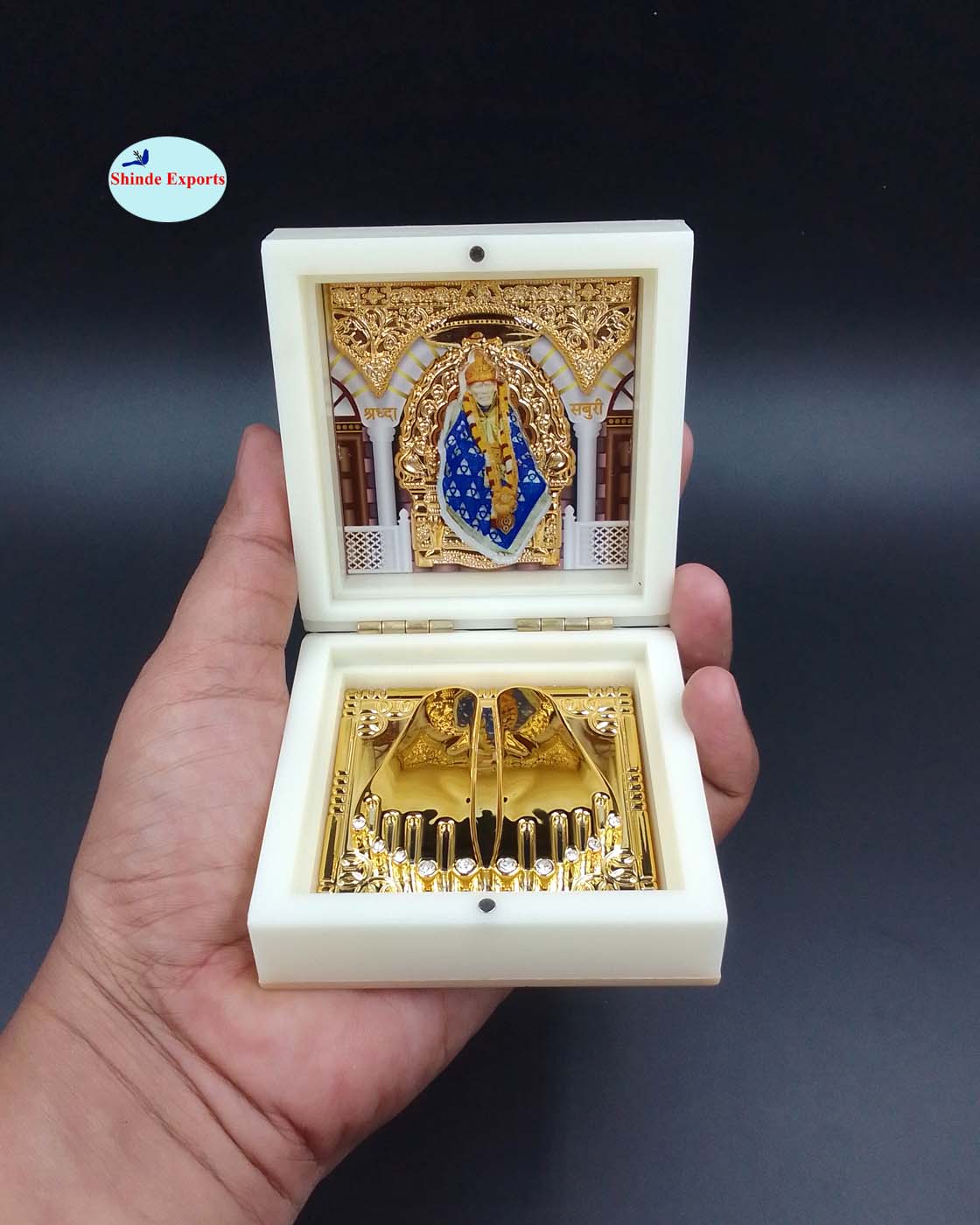 SHINDE EXPORTS Shirdi Sai Baba Decorative Photo Frame box with Charan Paduka for God Pooja and Gift.